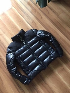 国内正規品MONCLER モンクレール・BRUEL ブリュエル・内蔵型フード付ダウン ジャケット・サイズ2・ブラック・送料980円～