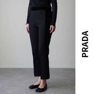 極美品 PRADA プラダ トラウザーズパンツ スラックス リボンモチーフ サイズ38 黒 ウール キュプラ裏地 ストレッチ性あり 現行青タグ 19SS