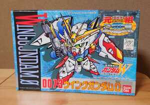 1995年に発売の未組立品「元祖SDガンダム　ウイングガンダムゼロ」プラモデル