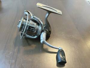 ダイワ 05 イグジスト 2506 DAIWA EXIST スピニングリール 中古品