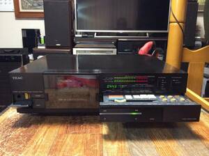 動作品　TEAC R-999X　