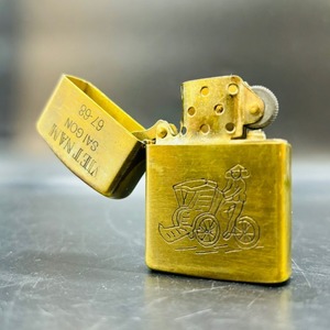 ZIPPO ジッポ VIETNAM SAIGON 67-68 ベトナム サイゴン 自然 人 1 LIVE FIGHTER LOVE くすみ 激レア 着火未確認 現状品 1円 ライター 15233