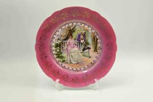 0210-2　飾り皿　無銘　貴族絵　金彩フラワー紋　ピンク　1900年代　フランス　アンティーク