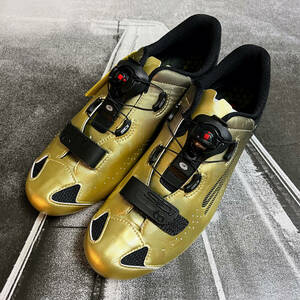 新品 SIDI SIXTY 60周年 記念モデル サイズ42.5 ゴールド シディ シクスティ カーボンシューズ SPD-SL 3穴 シューズバッグ付き