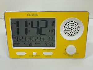 〇　CITIZEN RADIO CONTROLLED　アラーム機能　8RZ149　目覚まし時計　イエロー　中古