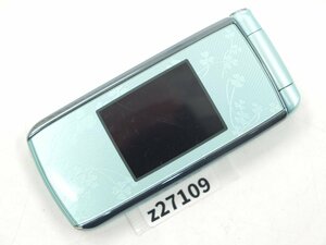 【z27109】*docomo ドコモ F-09B ミントグリーン 動作品 初期化済み 送料全国一律300円 格安スタート