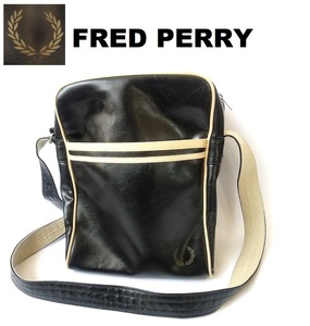 フレッドペリーFREDPERRY★ショルダーバッグ /ツインティップ　レザー風