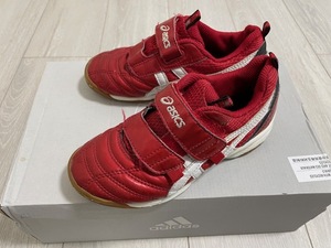 ★美品★asics ★アシックス★フットサルシューズ★室内★フットサル★サッカー★キッズ★19㎝★人気★