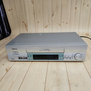 Victor VHS ビデオカセットレコーダー HR-B12 通電確認OK!