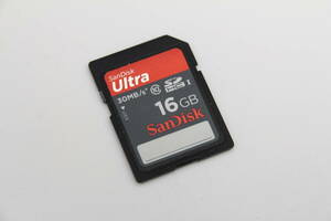 16GB SDHCカード　SanDisk Ultra 30MB/s