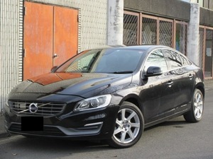 S60 T4 黒革シート　地デジ