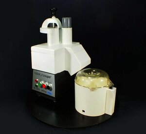 USED ROBOT COUPE FOOD PROCESSOR R301 ULTRA 100V 60HZ 1000W 3,7L