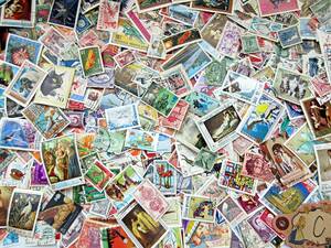 【Ｃ】外国切手 500枚セット 使用済み切手 紙モノ コラージュ 海外 レトロ まとめて 大量セット ヴィンテージ 素材 ジャンクジャーナル