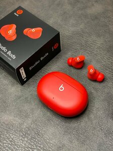 Beats Studio Buds - True Wireless Noise ワイヤレスノイズキャンセリングイヤフォン 赤 並行輸入品