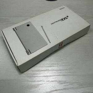 Nintendo 任天堂 ニンテンドーDSi ホワイト【メーカー生産終了】DSi ポータブル 携帯型ゲーム機 Wi-Fi カメラ 当時物 