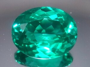 3.48ct 新品・大粒サイズ・グリーンパライバカラー 合成人造宝石ヤグセラミック ・ＹＡＧ （イットリウム・アルミニウム・ガーネット）