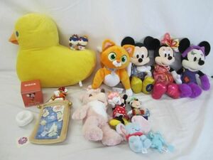 【まとめ売り 中古品】 ディズニー ミッキー ミニー チップ デール 他 ぬいぐるみ グラス ダンボ ぬいぐるみバッジ