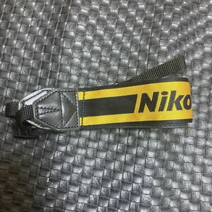 【美品・送料無料】Nikon ニコン 希少 クラシック 黒・黄色 ブラック・イエロー カメラ ストラップ