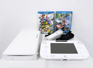 100円～◎NINTENDO 任天堂 ニンテンドー WiiU 本体 wii U 白 32GB WUP-101 初期化 wiiリモコン 2個 wiiUソフト 2本セット