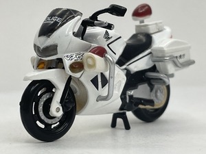 ■★ローソン限定　警察車両コレクション　3　白バイ（ホンダVFR800P）（1/43）