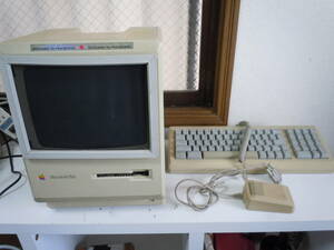 Macintosh Plus★ジャンク品★キーボード、マウス、メッシュスクリーン付★