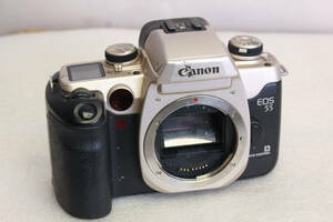 送料520円。現状ジャンク。作動OK。カビ。キャノン Canon EOS55 body フィルムカメラ　　管理B22