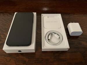 【中古 美品】 iPhone12 SIMフリー 64GB ブラック　美品 本体とおまけ付 