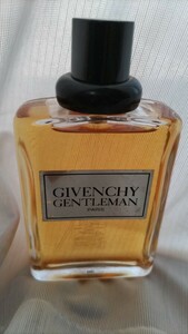 GIVENCHY GENTLEMAN　100ML (M)　ジバンシィ　ジェントルマン　オーデトワレ