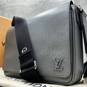 1円■極美品/現行■ LOUIS VUITTON ルイヴィトン メンズ タイガ ディストリクト PM NV3 メッセンジャー ショルダー ビジネスバッグ M30851