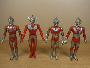 ◎D/638●フィギュア☆エース/タロウ/ウルトラマンパワード/帰ってきたウルトラマン☆4体セット☆日本製☆中古品