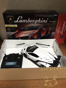 未使用(箱開封品) 正規ライセンス ランボルギーニ フルファンクション ラジコン【Veneno(ヴェネーノ) 白】送料710円