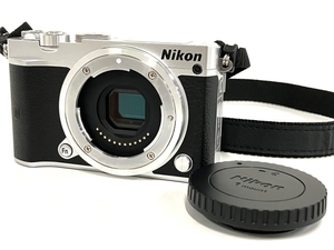 【動作保証】 Nikon 1 J5 ダブルレンズキット ミラーレス カメラ 18.5mm f/1.8 1 VR10-30mm f/3.5-5.6 ニコン カメラ 中古 美品 B8747905