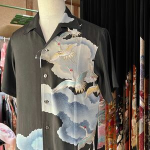 アロハシャツ 、ビンテージ!着物、鶴柄、縁起物、シルク素材リメイク！