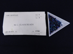 2625△未使用 チェコビーズ M.C.GLASS BEADS ブルー系×パープル系 GJH CRYSTALS