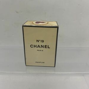 香水　新品未使用　未開封　CHANEL シャネル N°19 7ml 2208140