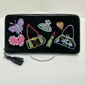 ★Think Bee！ シンクビー ブラックポンド★ 長財布 　ラウンドジップ　オーストリッチ　刺繍 ビーズ スパンコール 【USED】1215