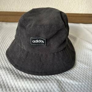 13　帽子　Hat　adidas　アディダス　55センチ