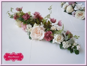 ◆ニュアンスカラーのテーブル装花 フラワーガーランド◆ピンク くすみ色 シャビー 横長アレンジ ウエディング会場受付け 壁掛