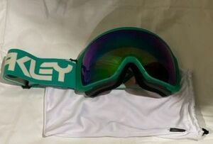 新品・未使用　MAKER：OAKLEY　TYPE：2021-2022 FLIGHT TRCKER L　フレームカラー:B1B CELESTE