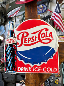 ペプシ　エンボスティンサイン　（ボトルキャップ＆ボトル/DRINK ICE COLD）　■　アメリカン雑貨　アメリカ雑貨