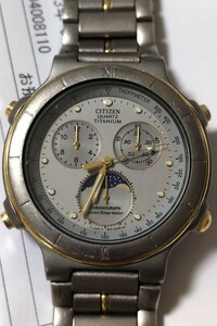 シチズン CITIZEN オールチタン ムーンクロノグラフ メーカーOH済み 3570 39mm 月齢表示 80年代 レアなムーンフェイズ