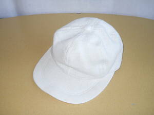 キャップ　帽子　オフホワイト/白　スライドアジャスター付き　シンプル　少し浅め　●紫外線対策　リメイク