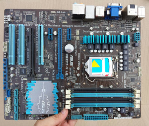 Asus P8Z77-V LE マザーボード Intel Z77 LGA 1155　ATX 　Display Port