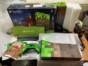 XBOX ONE S 本体 マインクラフト限定版 / Minecraft 新品同様 完品 送料無料 同梱可