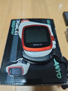 SANYO Xacti DM-CA6 サンヨーザクティ 防水 ビデオカメラ３０００円より。ちょっと古いのでジャンク扱いでお願いします。