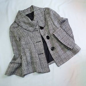 ◆ゆったり　デザインジャケットコート　ショート丈　ツイード／サイズ9AR