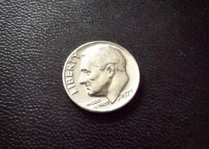 アメリカ合衆国　10セントコイン　1977年　　　送料無料（8108）ルーズベルト　USA 　お金 貨幣　硬貨　ダイム　ドル　　　