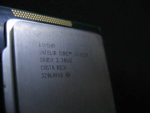 Core i3-2120 (3.30 GHz、LGA1155）2コア、４スレッド／正常動作品：1個