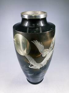 金属工芸 双鶴 月 荒波 花瓶 花器 花入 アルミ製 花瓶 置物 インテリア 彫金細工 古美術品