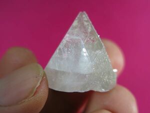 ｃ　魚眼石（アポフィライト） 103 / 水晶 晶洞 貴石 宝石 石英 ペグマタイト 天然結晶 パワーストーン